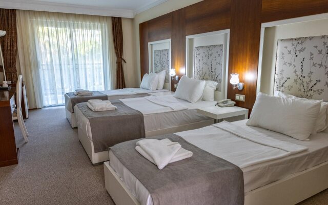 Sentinus Beach Hotel