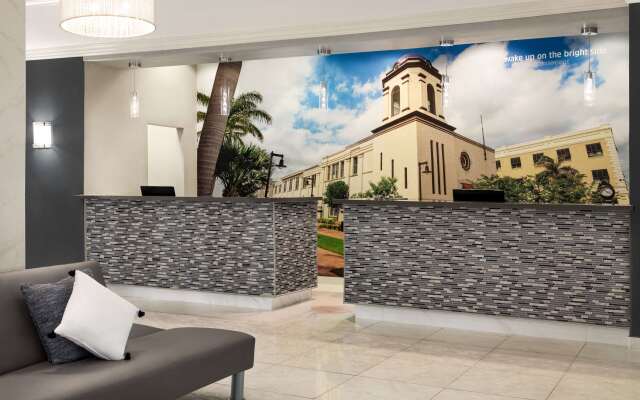 La Quinta Inn & Suites by Wyndham Brownsville North