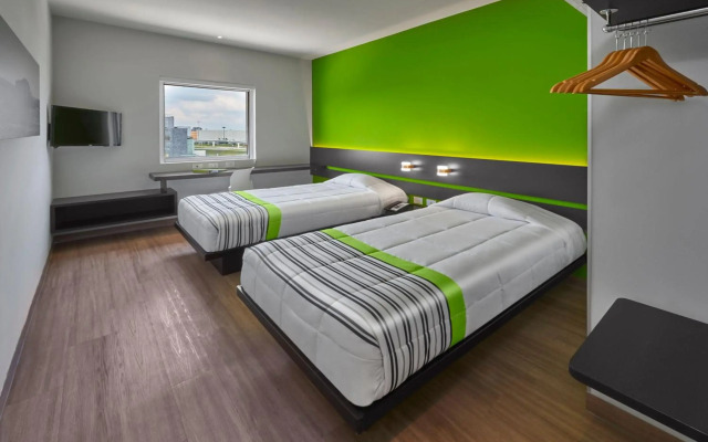 City Express Junior by Marriott Toluca Zona Industrial