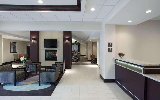 Homewood Suites by Hilton St Louis - Galleria