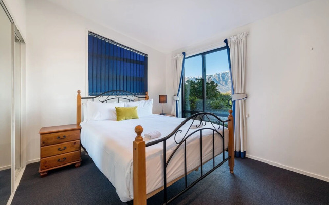 Goldfield Holiday Home