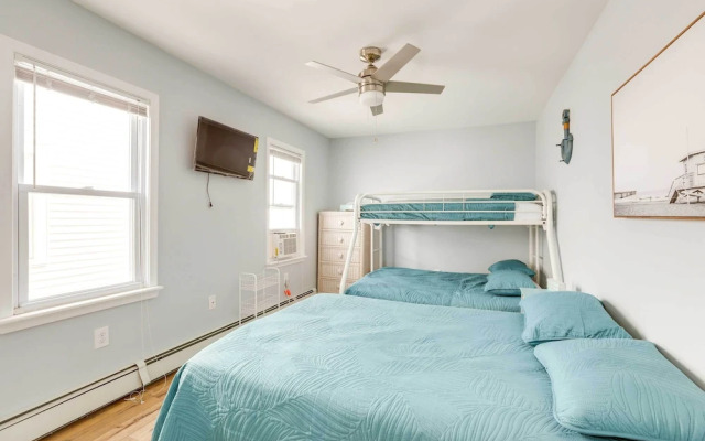 Wildwood Group Retreat: 2 Blocks to Boardwalk!