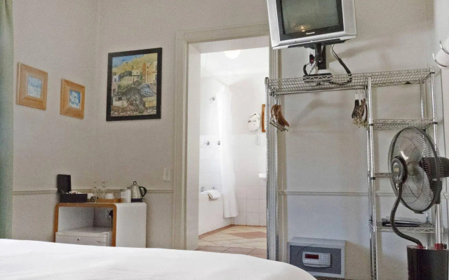 Hotel Charles