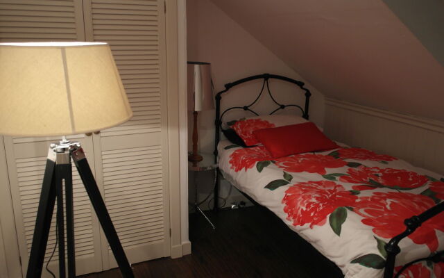Robert The Bruce Apartment