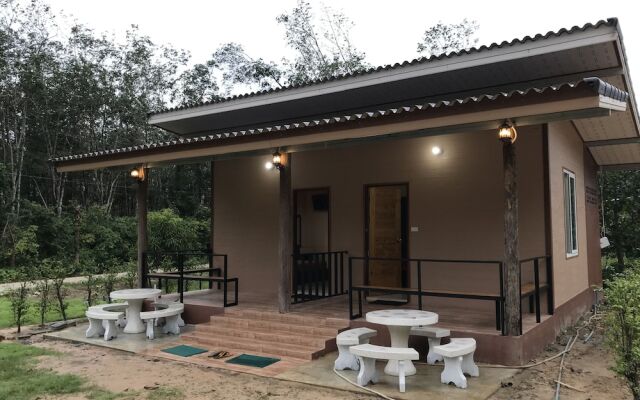 Pakarung Homestay