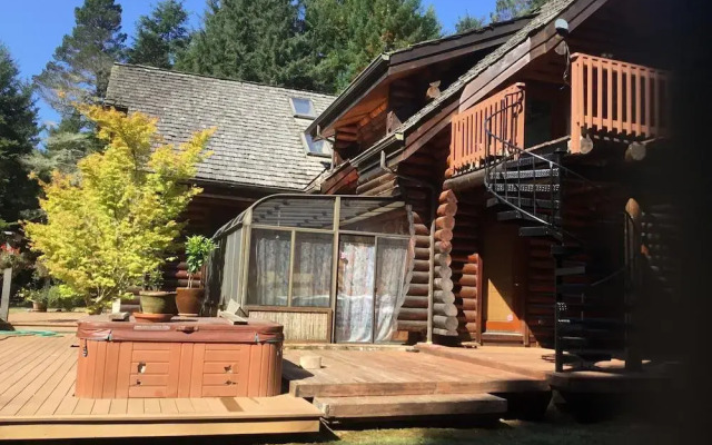 Redwood Log Cabin