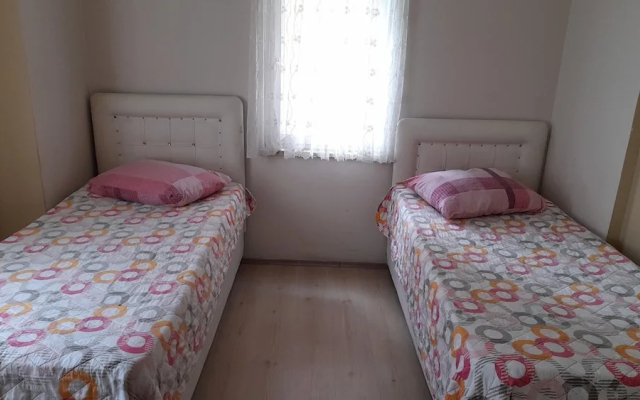 Elit Kurdal Apartment