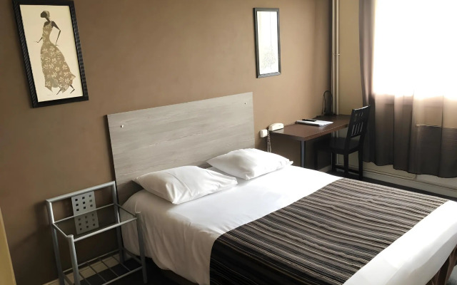 Adonis Lyon Est Hôtel Artys