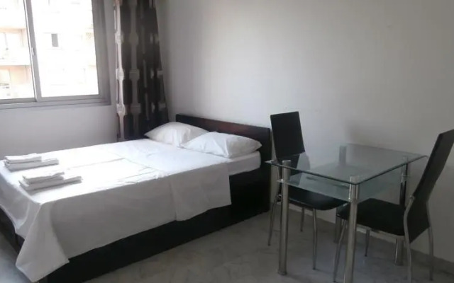 Studio Apartment Californie