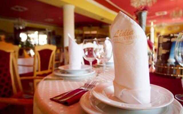 Lídia Hotel Wellness and Restaurant Harkány