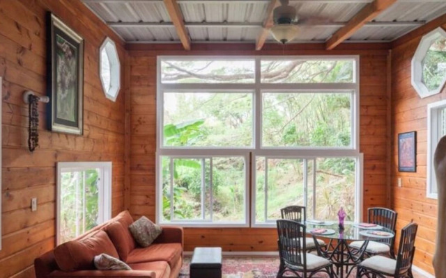 SweetSpotStay-Enchanted Grotto