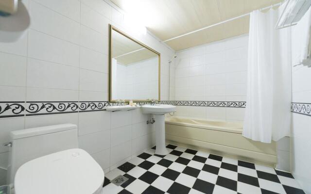 Prado Hotel