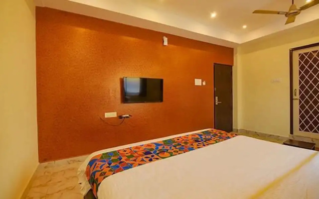 Fabhotel Saravana Executive