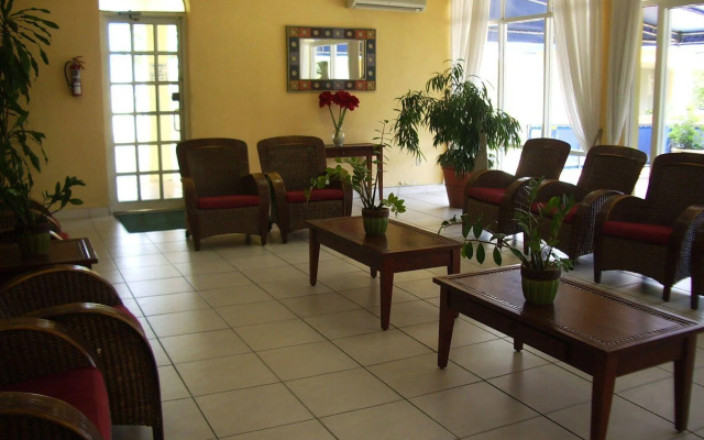 Royal Islander Hotel