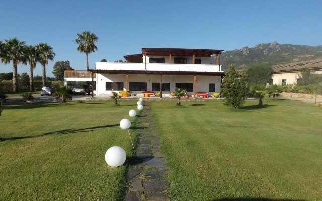 Hotel Rurale Orti di Nora & SPA