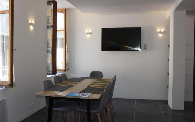 Riders Apartments