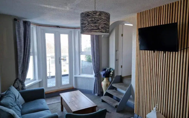Trelinda Hotel