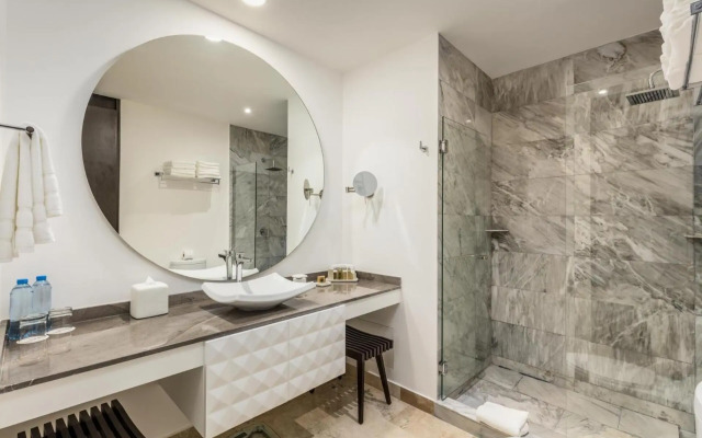 Serenity Hotel Boutique by Alsol