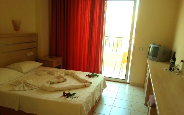 Summer Rose Hotel