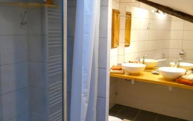 Sous les Marronniers