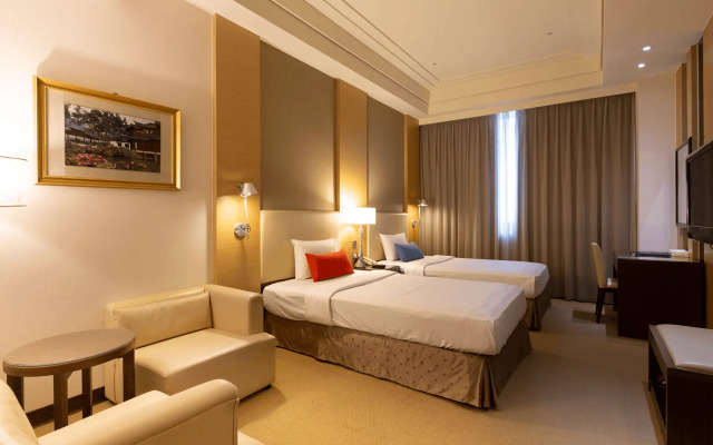 Ever Delightful Business Hotel