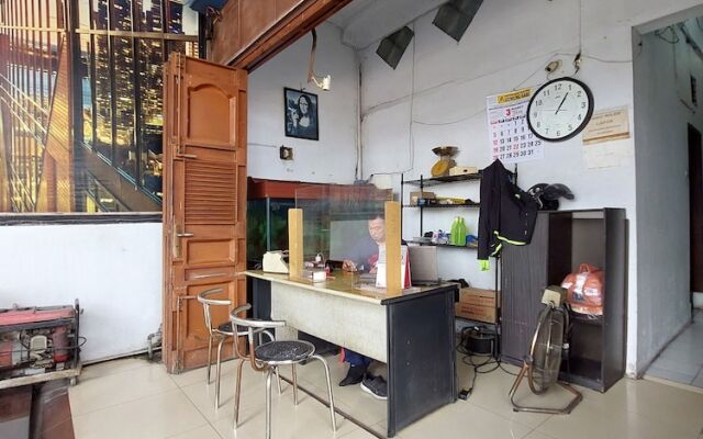 OYO 92384 Homestay Vip