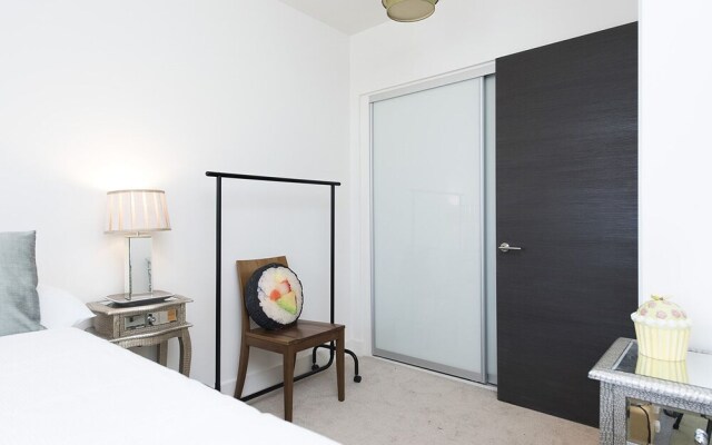Modern 1BR Flat close to Canary Wharf
