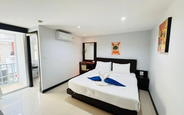 La Casa Patong