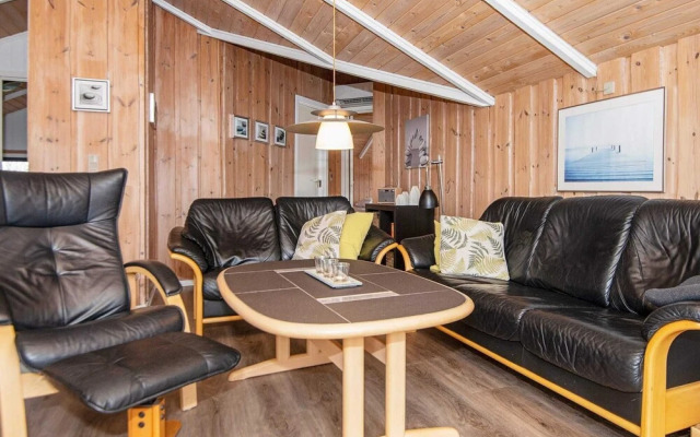 6 Person Holiday Home in Romo