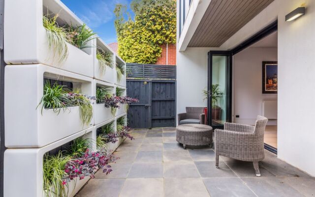 Luxury Designer Townhouse Parking