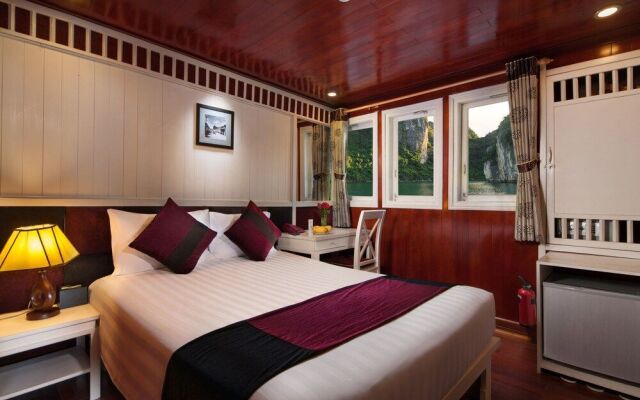 HaLong Canary Cruise