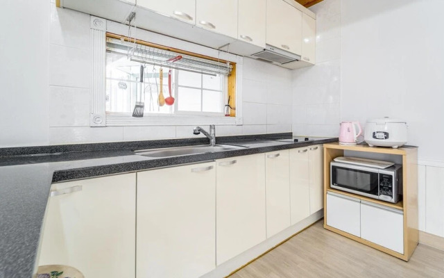 Gangneung Hayanwood Pension