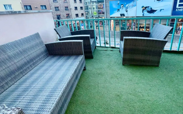 Apartamentos Sky 3000