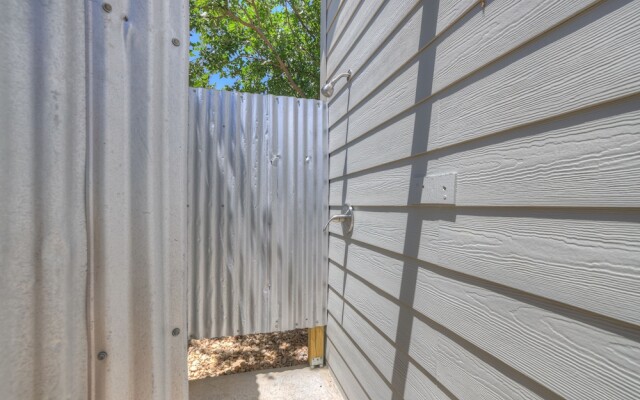 Blue Door Casita-romantic & Cozy