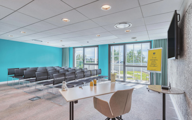 Golden Tulip Lyon Ouest Techlid - Hotel and Spa