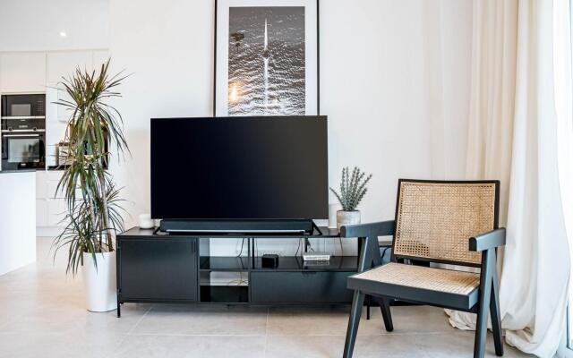 LAL- Fantastic family penthouse close to beaches