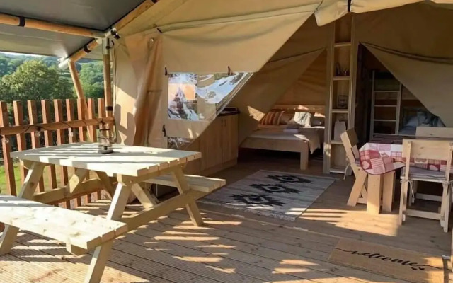 Torrent Walk Glamping