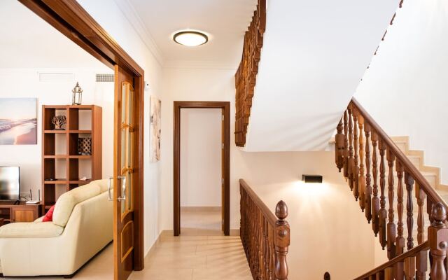 Villa Magenta