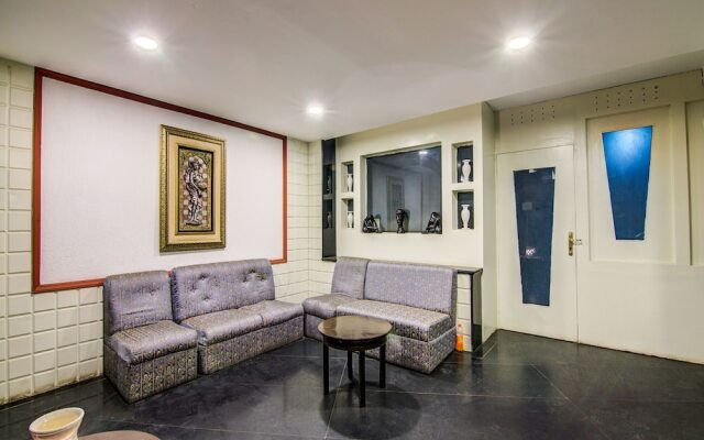 OYO Rooms Jayanagar South End Metro