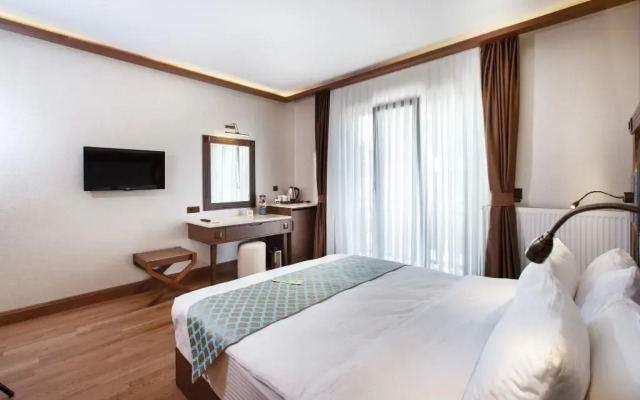 Sera Lake Resort