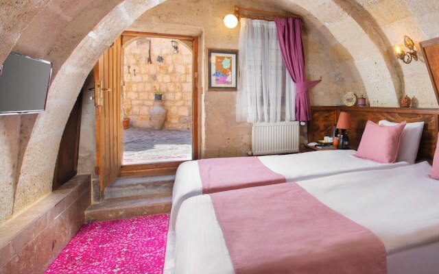 Peri Cave Konak