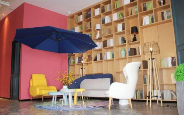 Happy Inn (Zhengzhou Airport)