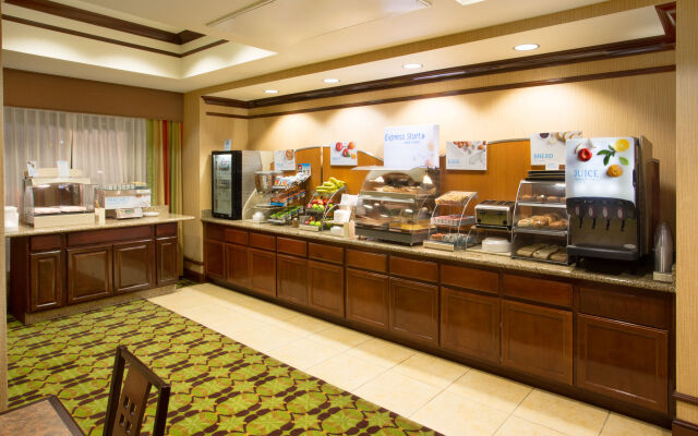 Holiday Inn Express Yreka-Shasta Area by IHG