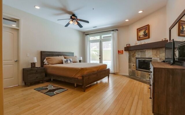 Grandview 3 Bedrooms 2.5 Bathrooms Home