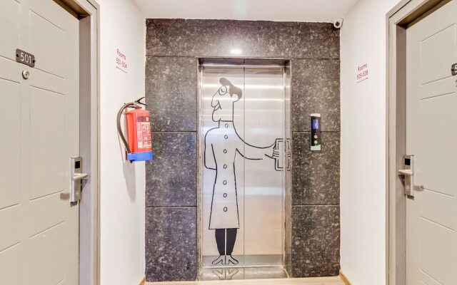 Capital O 61292 Manyata Sterling