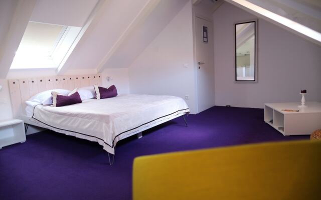 Apartments & Rooms Lejletul