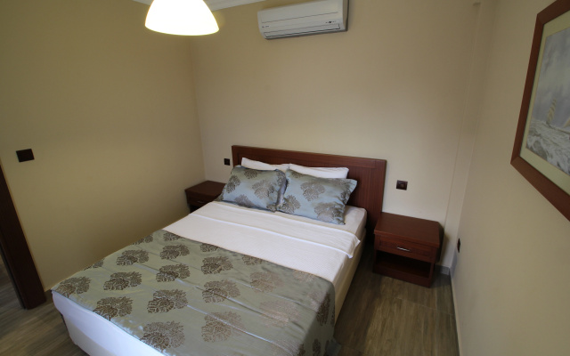 Azka Hotel