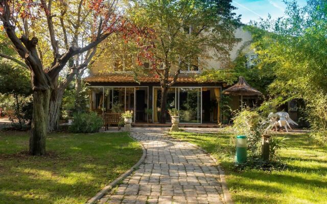 Spacious Holiday Home in Narbonne With Swimming Pool