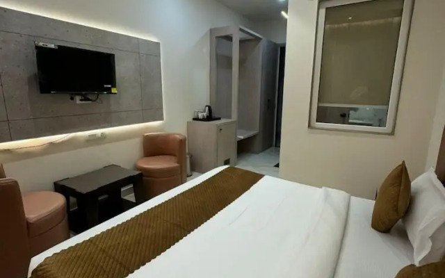 Sethi Grand Hotel