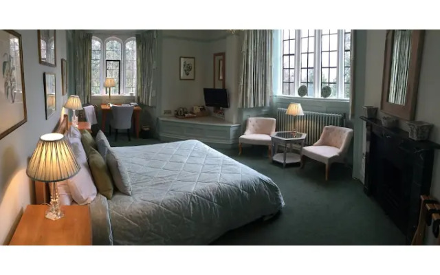 Dillington House